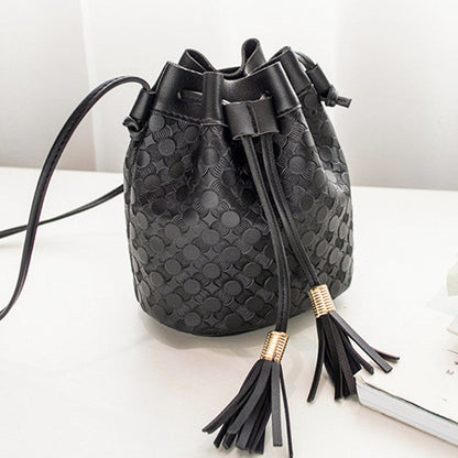 Fashion Casual Solid Tassel Design Crossbody Bag