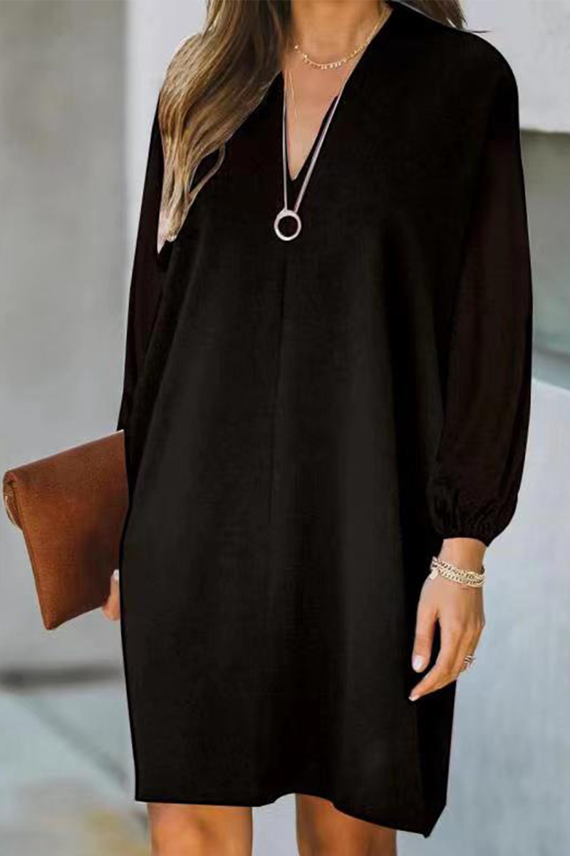 Casual Solid Patchwork V Neck Straight Dresses(3 Colors) Black