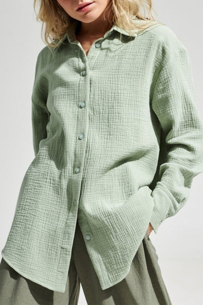 Elegant Solid Turndown Collar Tops Light Green