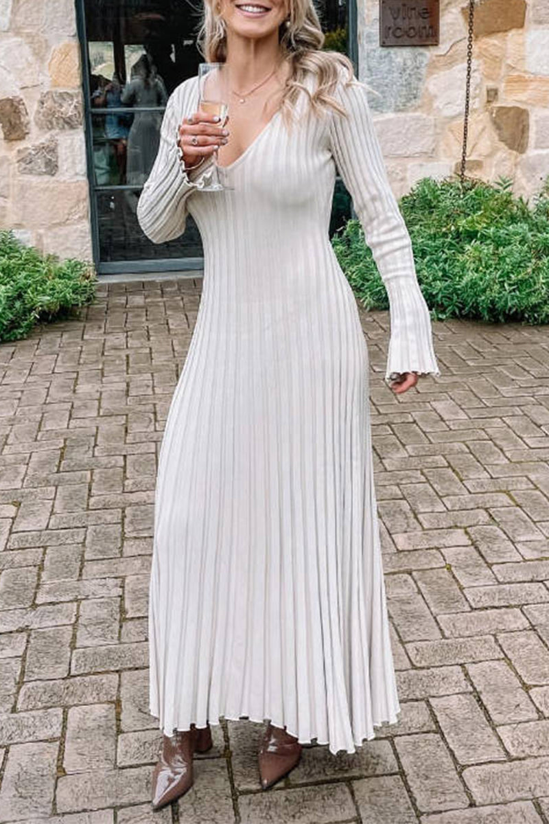 Casual Solid Fold V Neck Pleated Dresses