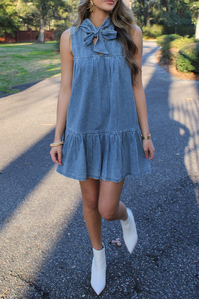 Casual Street Solid Color Lace Up Ruffle Bow Decor Sleeveless Loose Denim Dresses The cowboy blue