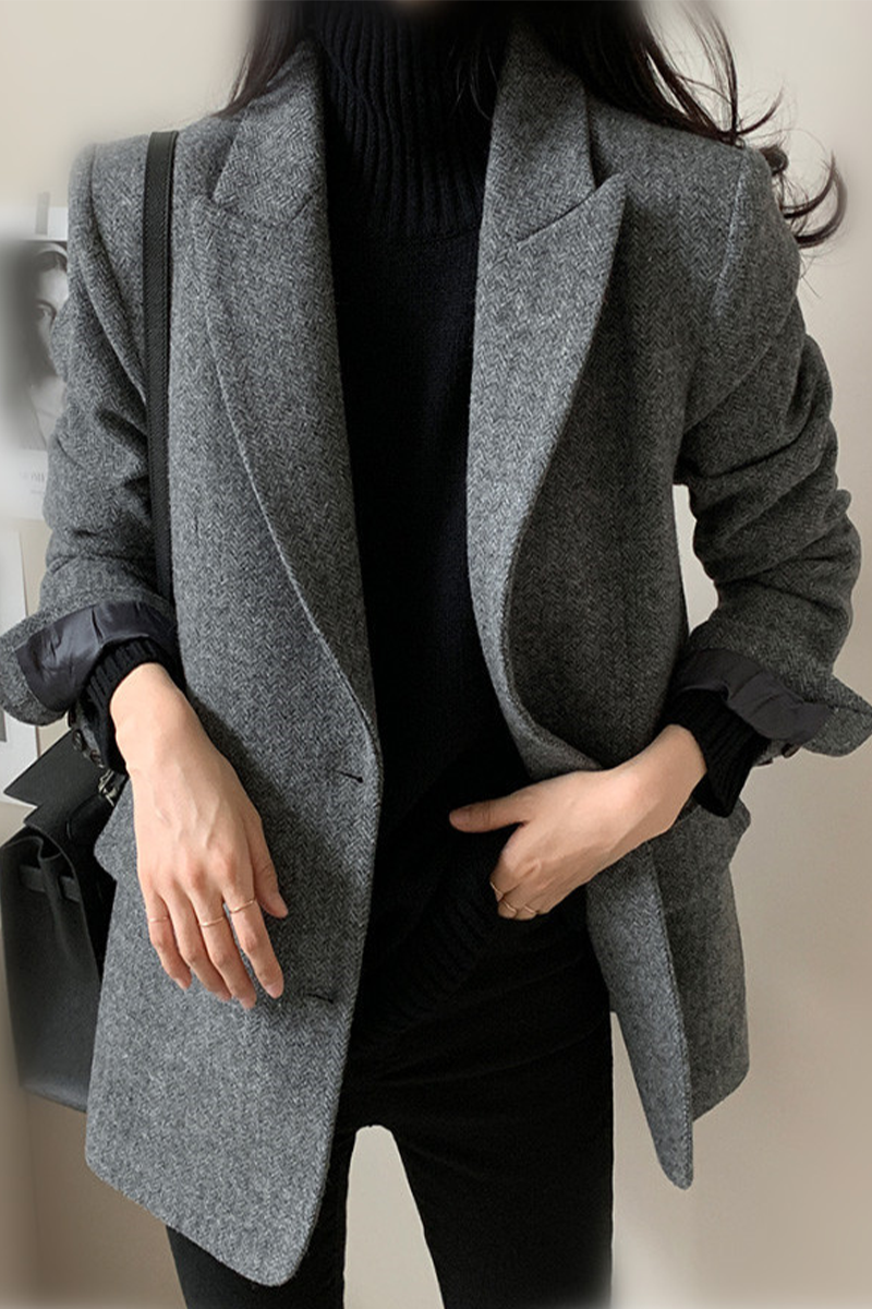 Casual Pocket Buttons Turn-back Collar Outerwear