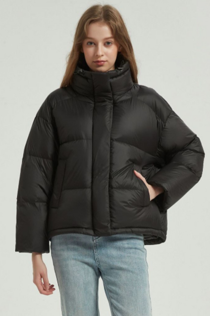 Manteau décontracté à col mandarin en duvet de canard blanc avec boutons de poche de couleur unie (teneur en duvet 86% à 90%)