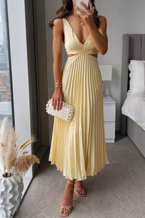 V Neck Cut Out Waist Sleeveless Pleated Maxi Dress(7 Colors Available!)